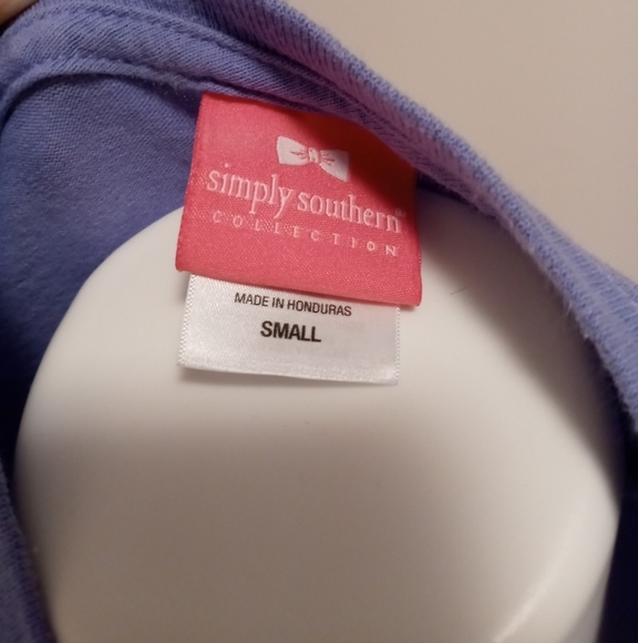 Simply southern gently worn Palm 46:10 t-shirt - Picture 2 of 3